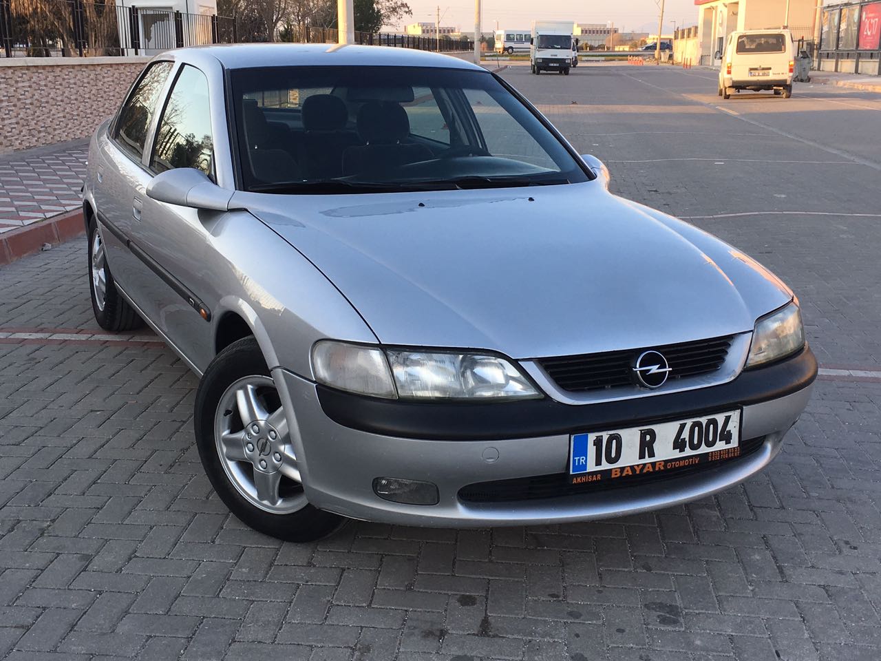 Опель вектра б 2.0 купить. Опель Вектра 1998. Opel Vectra 1997. Опель Вектра 1997. Опель Вектра 1998 года.